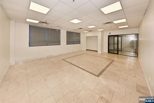 210 Newman Street, Hackensack, NJ 07601