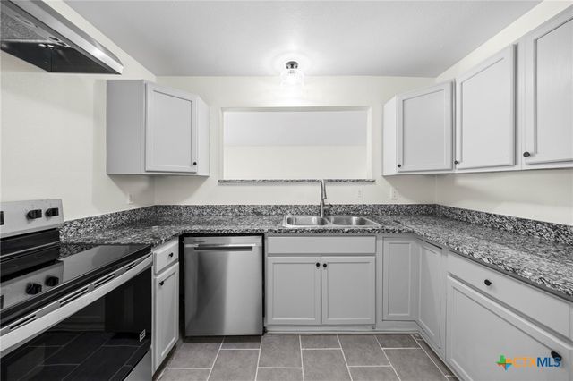 1800 Kirk Avenue, Killeen, TX 76543