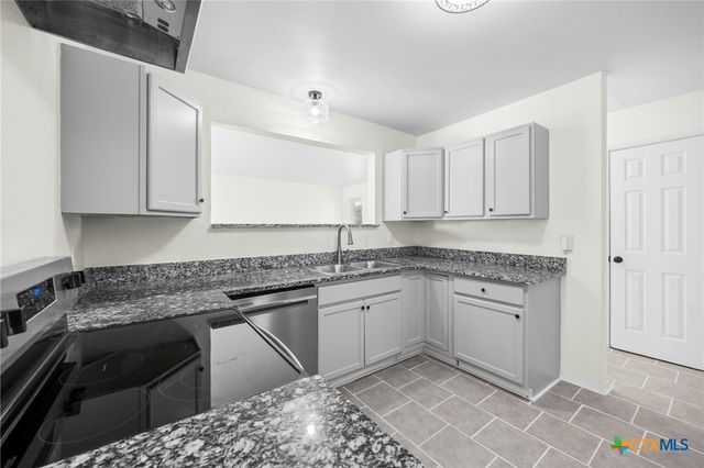 1800 Kirk Avenue, Killeen, TX 76543