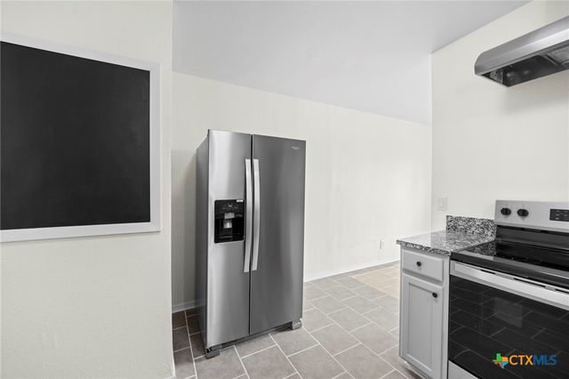 1800 Kirk Avenue, Killeen, TX 76543