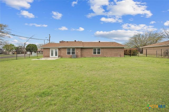 1800 Kirk Avenue, Killeen, TX 76543