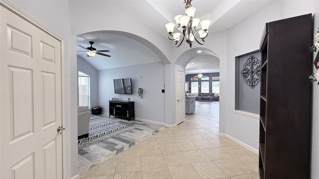 3201 Rock Brook Falls Lane, League City, TX 77573