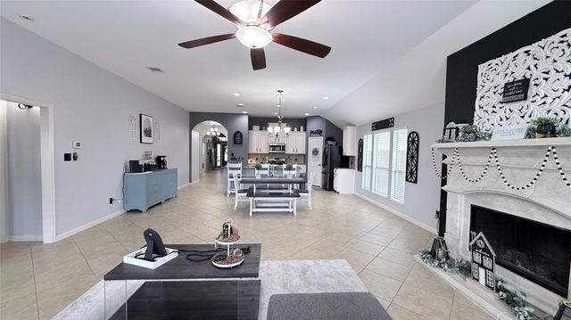 3201 Rock Brook Falls Lane, League City, TX 77573