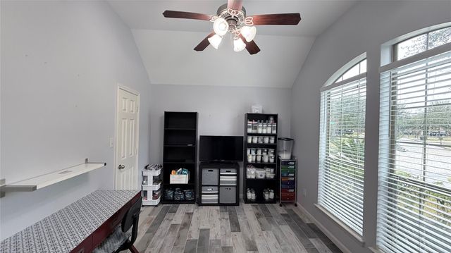 3201 Rock Brook Falls Lane, League City, TX 77573