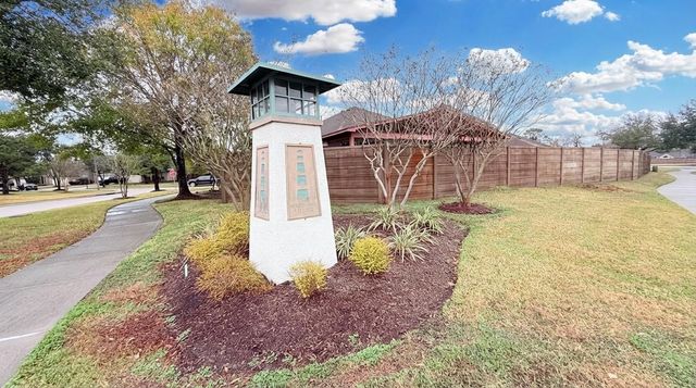 3201 Rock Brook Falls Lane, League City, TX 77573
