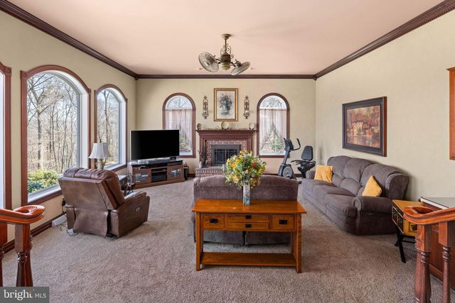 1299 EDISON HEIGHTS RD, Sunbury, PA 17801