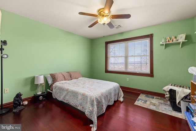 1299 EDISON HEIGHTS RD, Sunbury, PA 17801