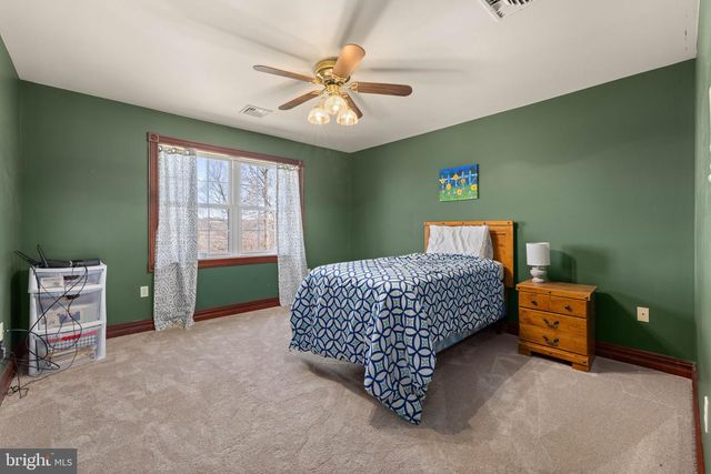 1299 EDISON HEIGHTS RD, Sunbury, PA 17801