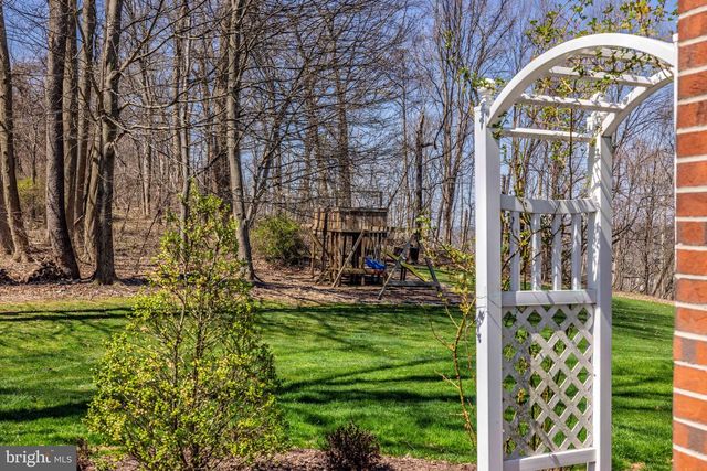 1299 EDISON HEIGHTS RD, Sunbury, PA 17801