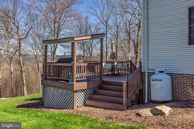 1299 EDISON HEIGHTS RD, Sunbury, PA 17801