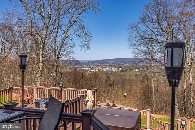 1299 EDISON HEIGHTS RD, Sunbury, PA 17801