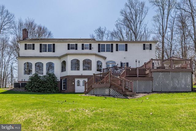 1299 EDISON HEIGHTS RD, Sunbury, PA 17801