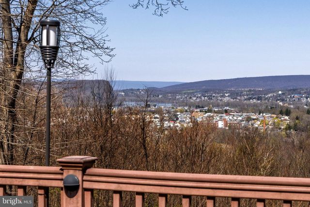 1299 EDISON HEIGHTS RD, Sunbury, PA 17801
