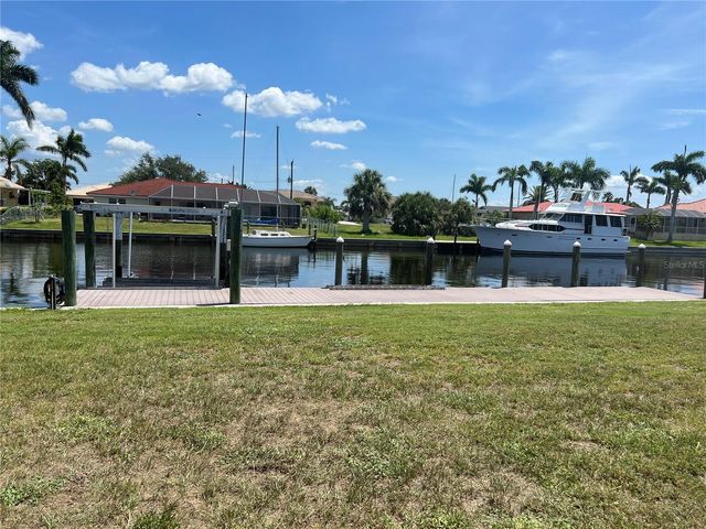 110 SINCLAIR STREET SE, Port Charlotte, FL 33952