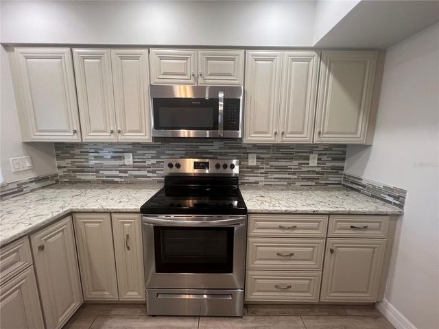 110 SINCLAIR STREET SE, Port Charlotte, FL 33952