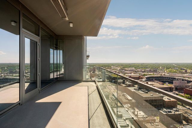 255 Hennepin Avenue 3404, Minneapolis, MN 55401