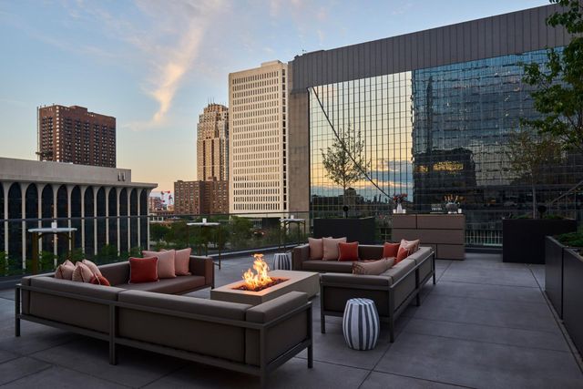 255 Hennepin Avenue 3404, Minneapolis, MN 55401