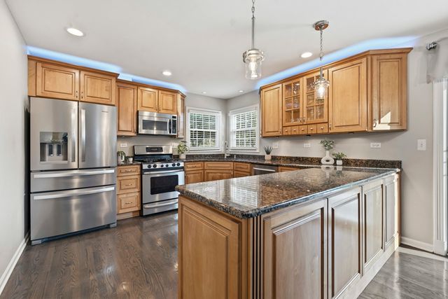 1494 Polo Drive, Bartlett, IL 60103