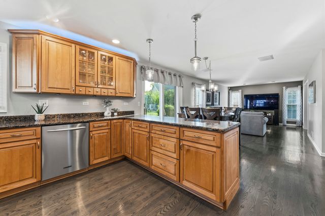 1494 Polo Drive, Bartlett, IL 60103