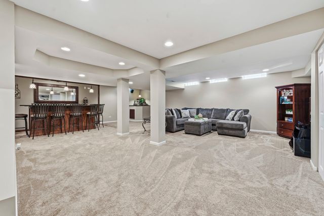 1494 Polo Drive, Bartlett, IL 60103