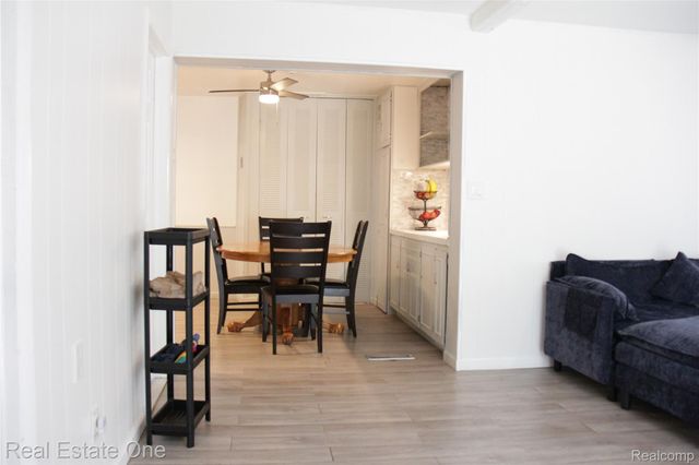 28051 Stuart Avenue, Southfield, MI 48076