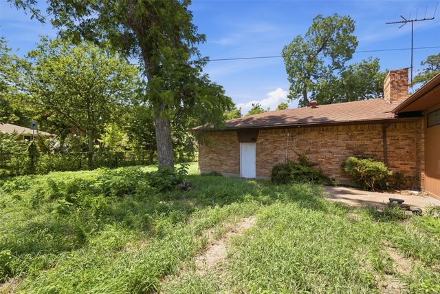 6607 Autumn Woods Trail, Dallas, TX 75232