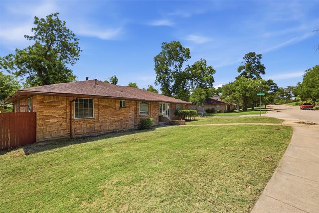 6607 Autumn Woods Trail, Dallas, TX 75232