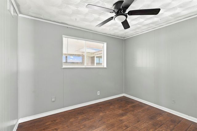 6607 Autumn Woods Trail, Dallas, TX 75232