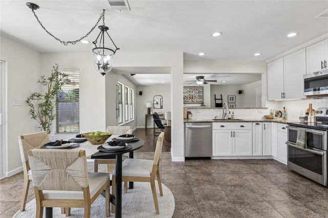1718 Amistad WAY, Round Rock, TX 78665
