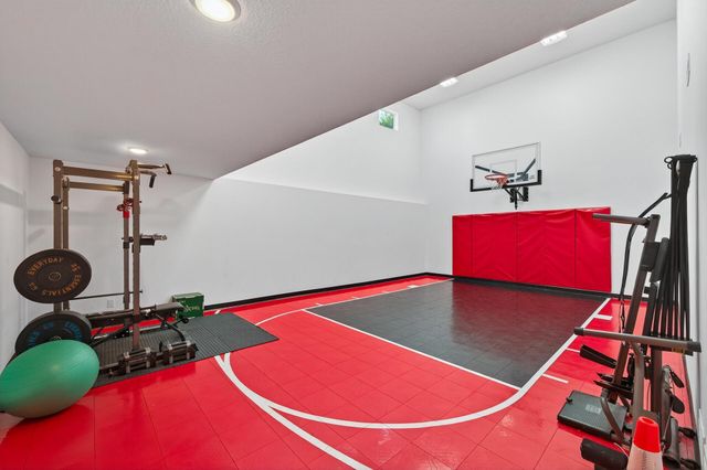 1858 Laramee Lane, Centerville, MN 55038