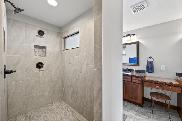 1858 Laramee Lane, Centerville, MN 55038