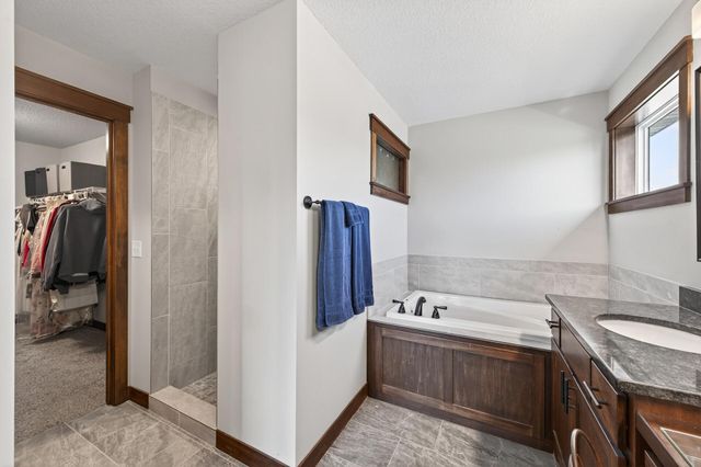 1858 Laramee Lane, Centerville, MN 55038