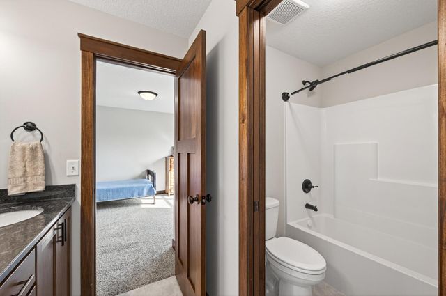 1858 Laramee Lane, Centerville, MN 55038