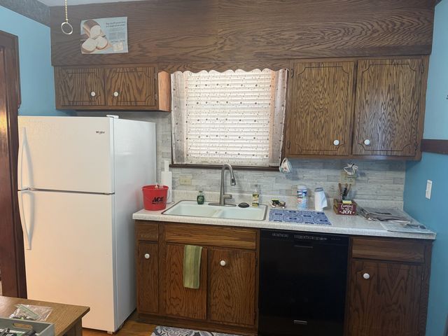 1003 Victoria Street, Antioch, IL 60002