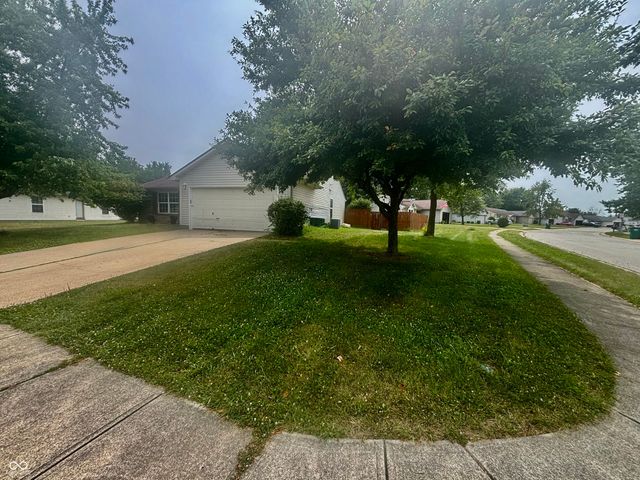 1157 Fielding Lane, Franklin, IN 46131