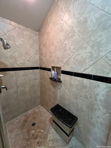 2030 Oak Crown, San Antonio, TX 78232