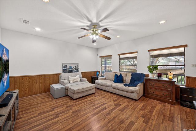 2030 Oak Crown, San Antonio, TX 78232