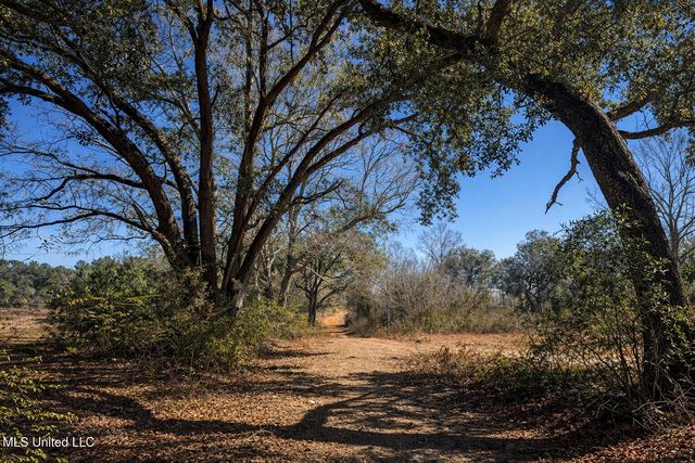 2 Standard Cemetery Road, Kiln, MS 39556