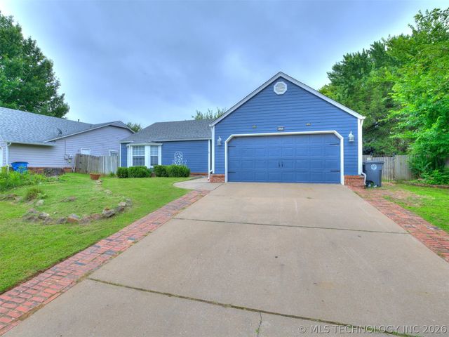 9208 E 93rd Street, Tulsa, OK 74133