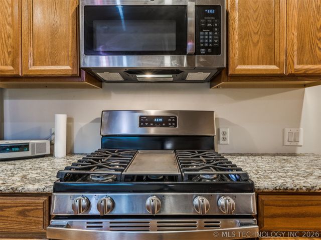 9208 E 93rd Street, Tulsa, OK 74133
