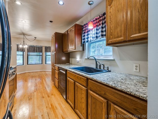 9208 E 93rd Street, Tulsa, OK 74133