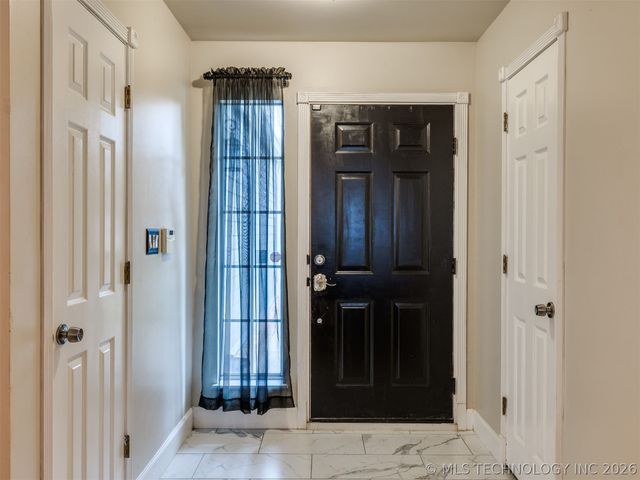 9208 E 93rd Street, Tulsa, OK 74133