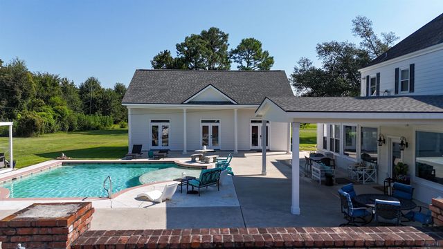 720 Lefort Bypass Road, Thibodaux, LA 70301