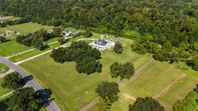 720 Lefort Bypass Road, Thibodaux, LA 70301