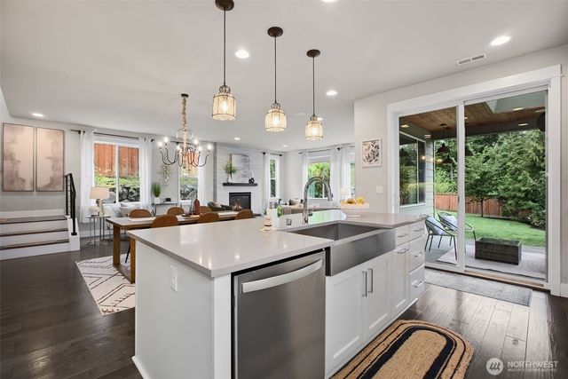 31327 43rd Place SW, Federal Way, WA 98023