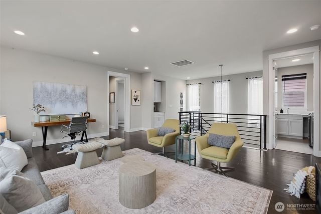 31327 43rd Place SW, Federal Way, WA 98023