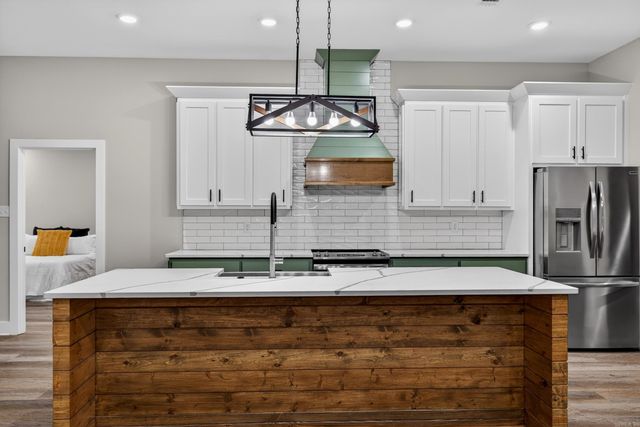 15 Denali Dr, Cabot, AR 72023