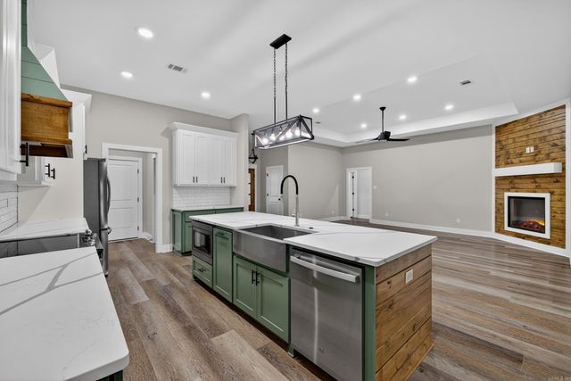 15 Denali Dr, Cabot, AR 72023