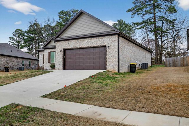 15 Denali Dr, Cabot, AR 72023