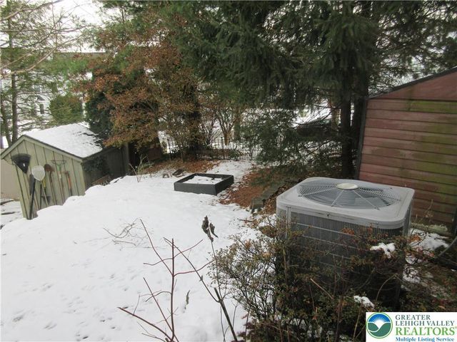 1289 Forest Road, Whitehall Twp, PA 18052